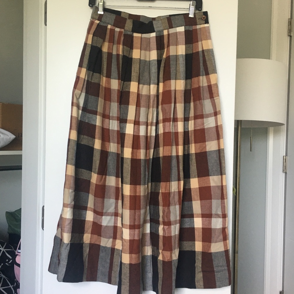 Vintage pleated plaid/gingham midi skirt